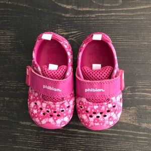 Stride Rite Made2Play Toddler Girls' Phibian Water Shoe | Size 4